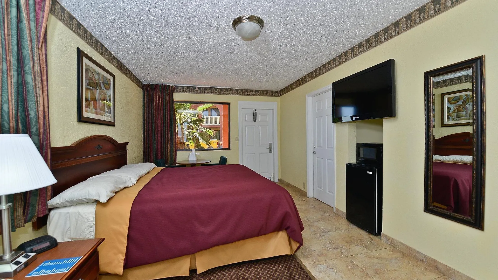 La Bella Oceanfront Inn - Daytona Daytona Beach Motell